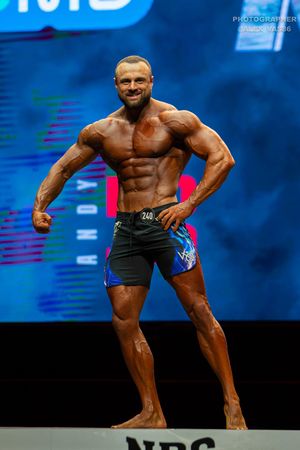 MEN'S PHYSIQUE OVERALL